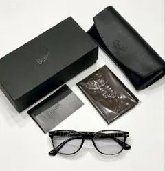 persol ペルソール サングラス　グレーカラーレンズのサムネイル