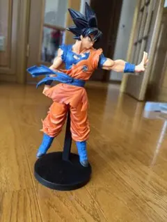 孫悟空 フィギュア 戦闘ポーズ