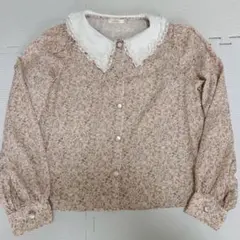 新品未使用 アプレジュール 長袖花柄ブラウスのサムネイル