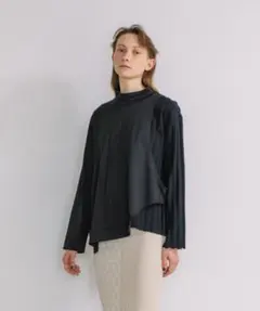 AULA AILA ニットコンビネーションアシンメトリートップス