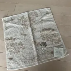 ローラアシュレイ　タオル