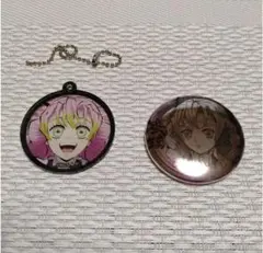y◎鬼滅の刃　甘露寺蜜璃　キーホルダー&缶バッジ