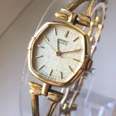【美品】SEIKO セイコー　クォーツ 腕時計 ゴールド オクタゴン型　稼働品