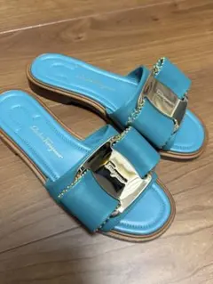 Salvatore Ferragamo フラットサンダル