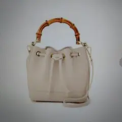 ピンキー＆ダイアン　超美品　本牛革バンブーハンドル巾着付バッグ　ベージュ