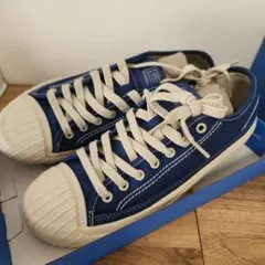 Item thumbnail for item a2811069-edea-4064-8a70-ee0338e3e185