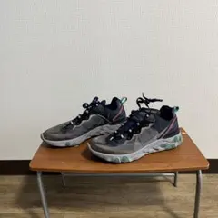 NIKE React Element 87 スニーカーのサムネイル