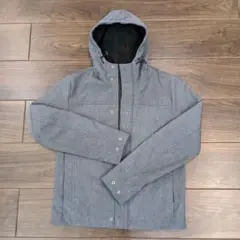 バナリパ　グレー ジャンパー フード付き