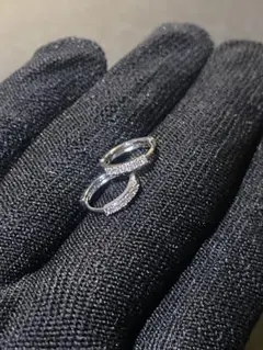 ダイヤモンド風装飾の10mmピアス　２４時間以内発送