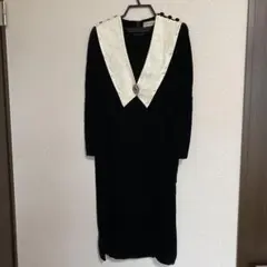 フォーマル長袖ワンピース白のレース飾り付 レース飾りは取り外し可能