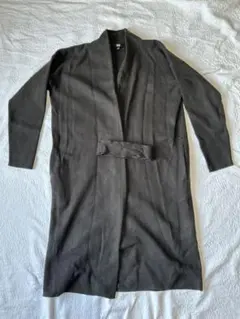 ユニクロ　スフレヤーンベルテッドニットコート