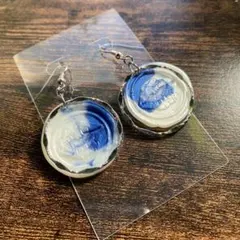 ハンドメイド 青白マーブルピアス 唇 シルバー イヤリング ピアス