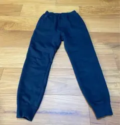 UNIQLO 140 黒スウェットパンツ