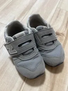 New Balance グレー スニーカー