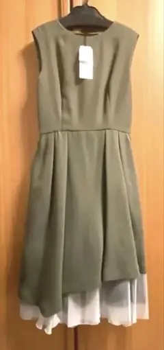 未使用　ヤマダヤ　膝丈ワンピース　 カーキ　定価29,500円