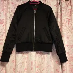 H&M ショート丈　ブルゾン　ＭＡ-１