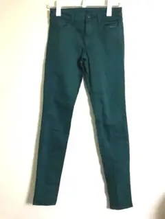 UNIQLO スキニー カラーパンツ グリーン 24
