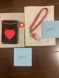 キタムラ　パスケース　定期入れ　美品　ハート