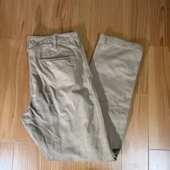 UNIQLO ベージュ チノパン ウエスト76cm