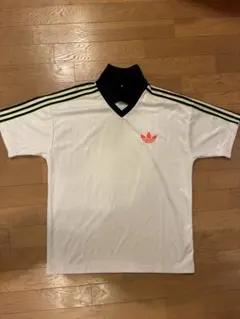 adidas Originals トレフォイル 3ストライプ サッカーシャツ