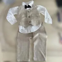 《ベージュ セレモニースーツ 90cm 蝶ネクタイ付き》