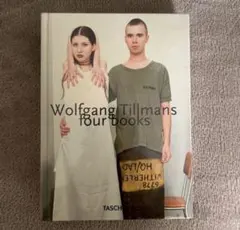 Wolfgang Tillmans：Wako Book 4 】1.500限定版 - メルカリ