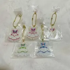 一番くじ　プリキュア　E賞 コスチュームアクリルチャーム　５個セット