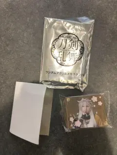 刀剣乱舞 刀ミュ 乱舞博覧会 メモスタンド クリップ　小狐丸