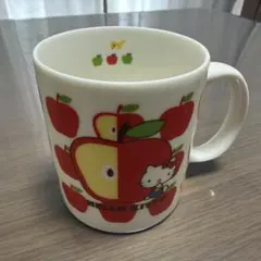 ハローキティ マグカップ りんご柄 サンリオのサムネイル