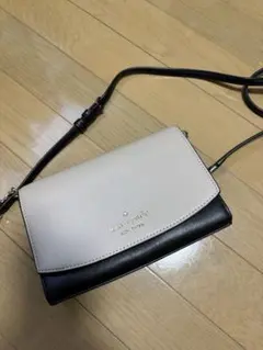 kate spade ウォレットバッグ ベージュブラック