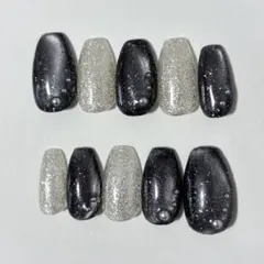 ブラックネイル　ホワイトネイル　マグネットネイル　バレリーナ