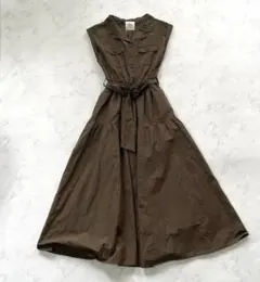 【Noela/ノエラ】10周年記念モデルノンスリーブワンピース　襟・ベルト付き