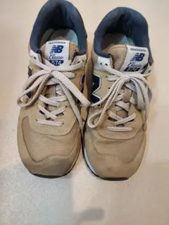 New Balance 574 ベージュ/ネイビー
