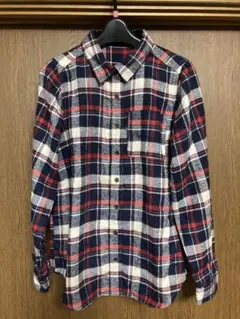 値下げ　新品未使用❤️ONEWAYワンウェイ長袖シャツ定価￥3900＋税 Fサイズ