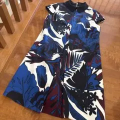 ted baker花柄 半袖 ひざ丈ワンピース
