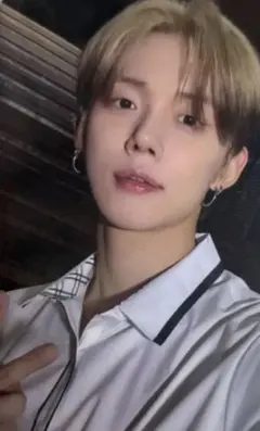 Item thumbnail for item a7e81c2d-1b10-4078-b8c9-4818a336552f