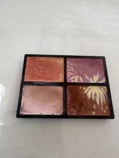 クレ・ド・ポー ボーテ オンブルクルールクアドリ