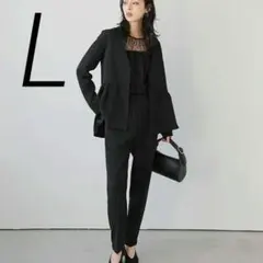 L ブラック　ペプラム　パンツセットアップ　フォーマル　スーツ　フリル　大人可愛
