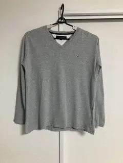 Tommy Hilfiger グレー Vネック 長袖シャツ Mサイズ