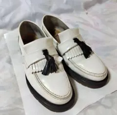 イングランド製　ドクターマーチン　タッセルローファー　ホワイト　レア