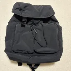 ユニクロ　マルチポケットバックパックのサムネイル