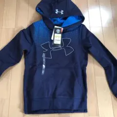 半額※パーカー　アンダーアーマー
