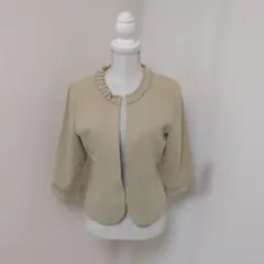 ROCHAS Premiere　ベージュ フリル襟 ノーカラージャケット 七分袖のサムネイル