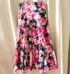 ZARA ザラ　明るい花柄　フレア　ロングスカート　未使用　Ｍ〜L ピンク