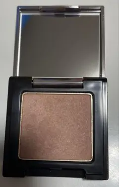 Elegance パウダーチーク BE402のサムネイル
