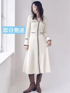 美品 リリーブラウン スキッパー ポロニット ワンピース アイボリー ホワイト