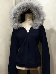 ファー付きパーカー