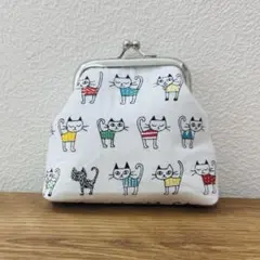 ハンドメイド　がま口　財布　猫　キャット　服　赤　黄　黒　青　子猫　水色　緑