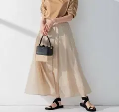 23区s 30 【洗える】グロッシーボイル タック スカート - メルカリ