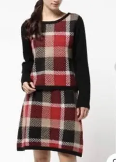 ブルーレーベルクレストブリッジ　ニット　セットアップ